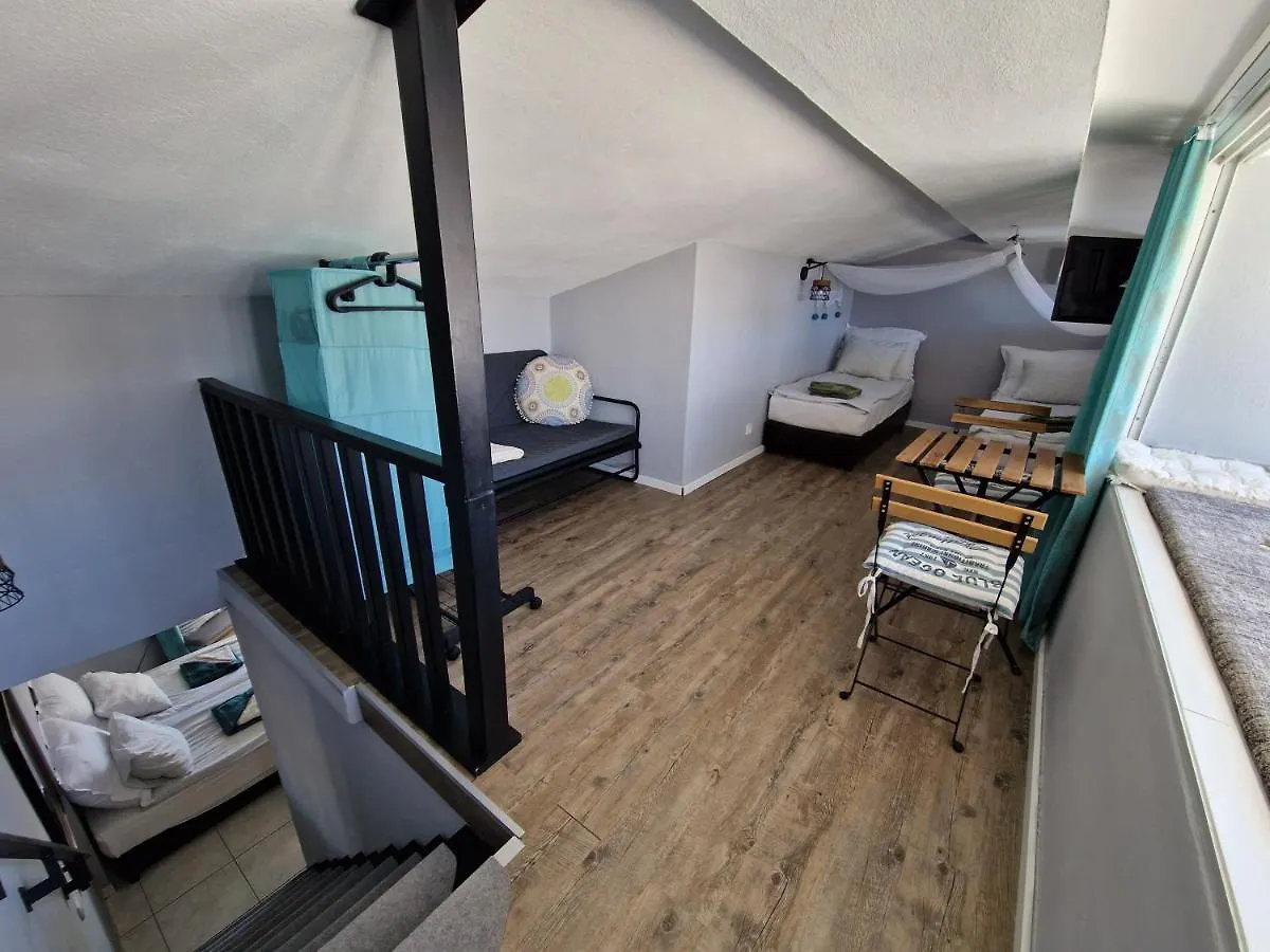 Holiday home Jani'S Beach House Neo Epivates
