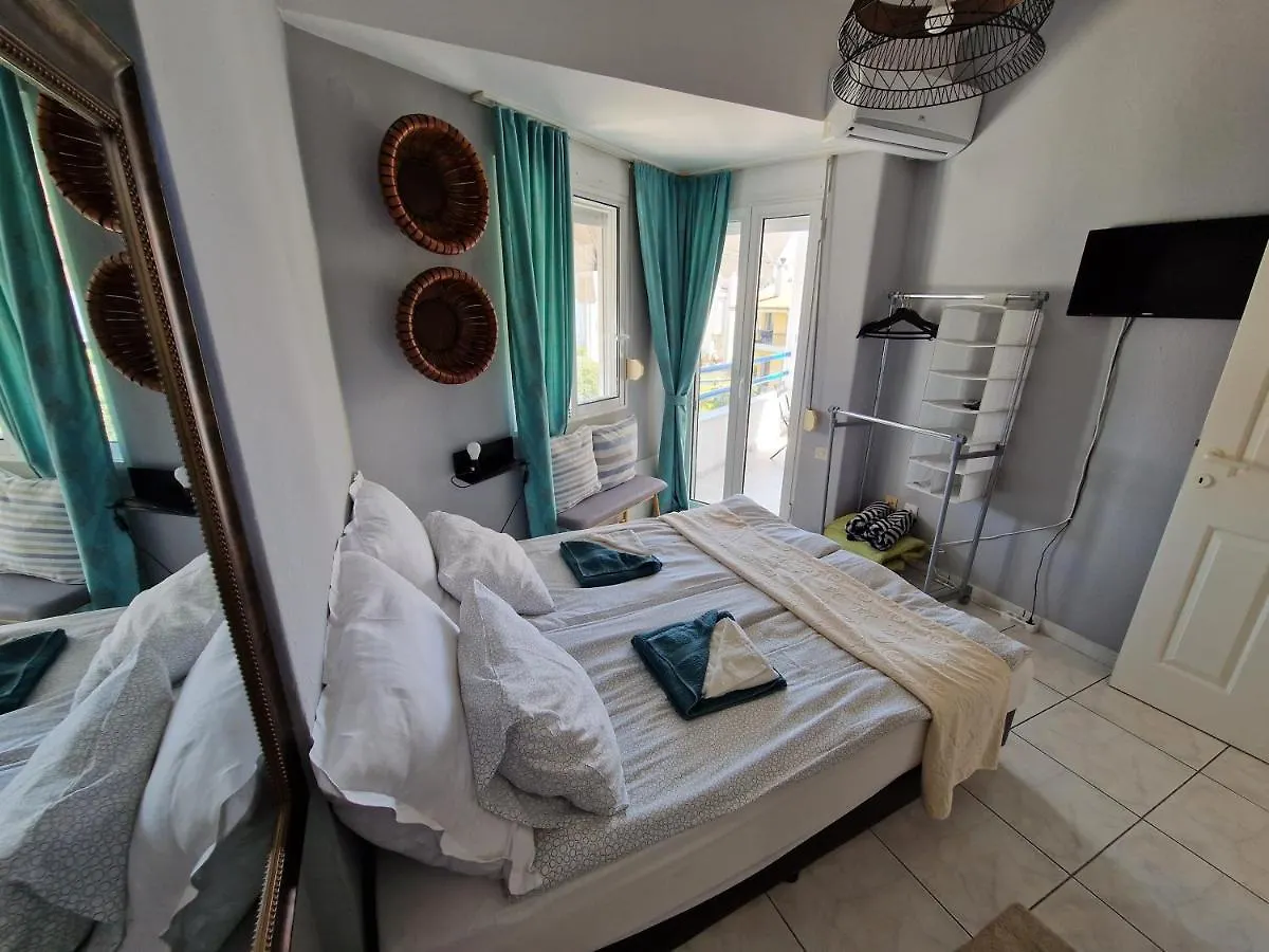 Jani'S Beach House Neo Epivates
